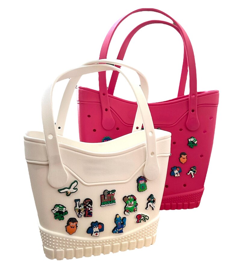 Philadelphia Birds Saquon Barkley Backward Hurdle Fly Shoe Clog Charm NFL Football Sports INSPIRED Accessory for Bag Purse Tote Rare Gift image 6