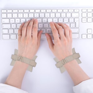 Computer Keyboard & Mouse Wrist Rest – Comfy, Wearable Wrist Pad for Gaming, Office (2pcs)