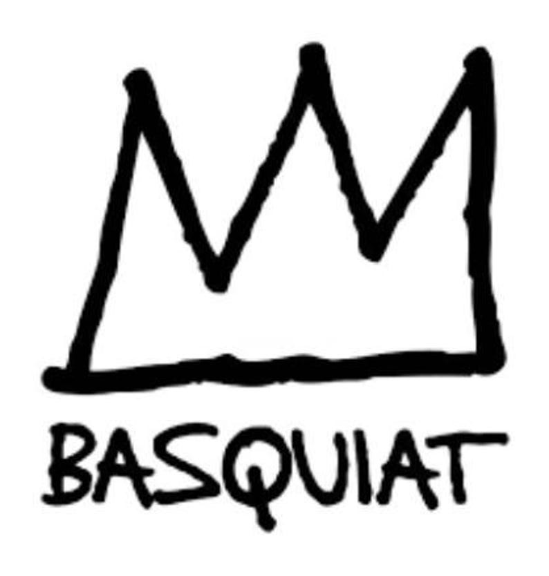 K&ouml;nnte beinhalten: Schwarz-wei&szlig;-Illustration einer Krone mit dem Wort "BASQUIAT" darunter.