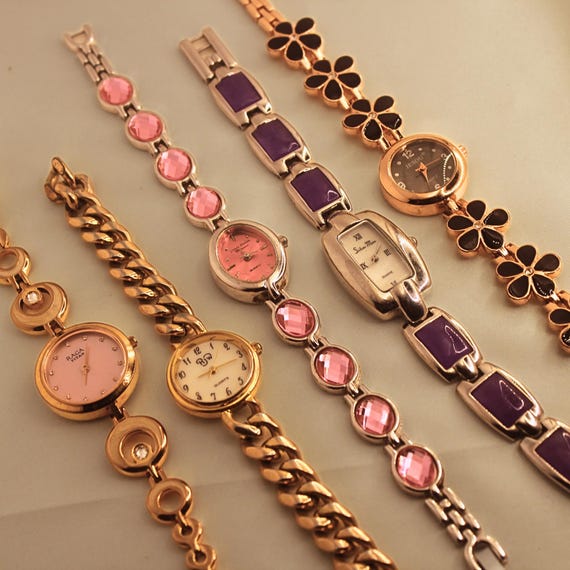 Women\'s Alloy Pink Dial Bracelet Watch Gold-Tone Classic Elegant Timepiece Anne Klein Women main image 4