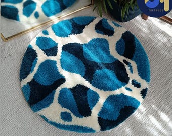 Handmade Abstract Tufted Rug – Blue Sea, Water Waves, Pool Reflection, Liquid Fluid Design,Aqua Puffy Wavy Summer Rug for Unique Home Decor