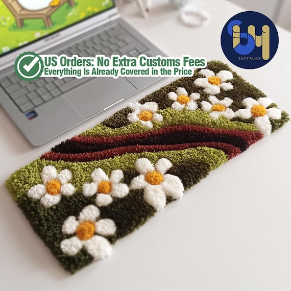 Moss Flower Rug – 3D Green Mossy Desk Mat, Gamer Keyboard Rug, Puffy Wrist Tufted Rug, Unique Grass Decor, Fluffy Daisy, Teen Room Carpet