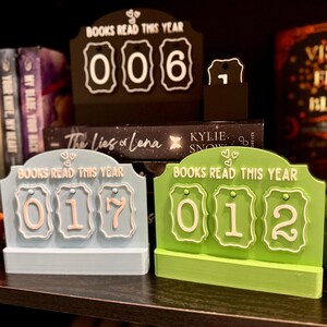 Book Tracker Counter- Reading Counter Bookshelf Decor, 3D printed Book Plaque, Book Lover Gift, Reading Nook Decor, Custom Colors tracker image 4