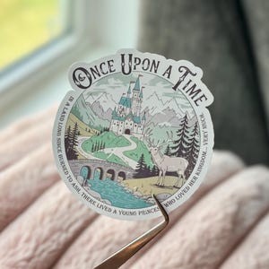 Throne of Glass Sticker- Aelin Bookish Sticker, SJM Romantasy Book Stickers, Cute Bookish Kindle Sticker, ACOTAR Sticker image 2