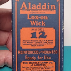 Aladdin Model 12 box and original wick, Aladdin wick, vintage Aladdin kerosene lamp wick, vintage advertising box.  FREE SHIPPING