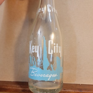 Key City Beverage painted label pop bottle, pop bottle, old pop bottle, vintage pop bottle, free shipping