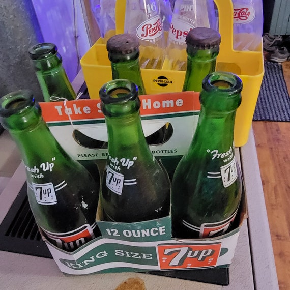 Vintage 7up Pop Bottle Crate, Old Seven up Pop Carrier With