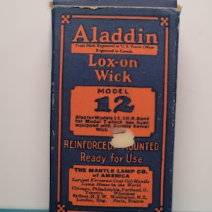 Aladdin Model 12 box and original wick, Aladdin wick, vintage Aladdin kerosene lamp wick, vintage advertising box.  FREE SHIPPING
