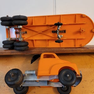 Camion Jouet Ancien Hubley - Pieu / Enfant - Moulage Sous Pression (Diecast) - Vintage