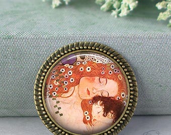 Klimt's Mother and Child art pendant, Klimt necklace, key chain or brooch, Mother's Day gift baby shower gift for Mom key ring key fob