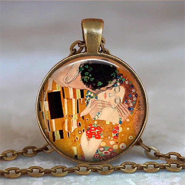 Gustav Klimt The Kiss necklace, Klimt art jewelry romantic Valentine gift anniversary gift for lover gift key chain key ring key fob