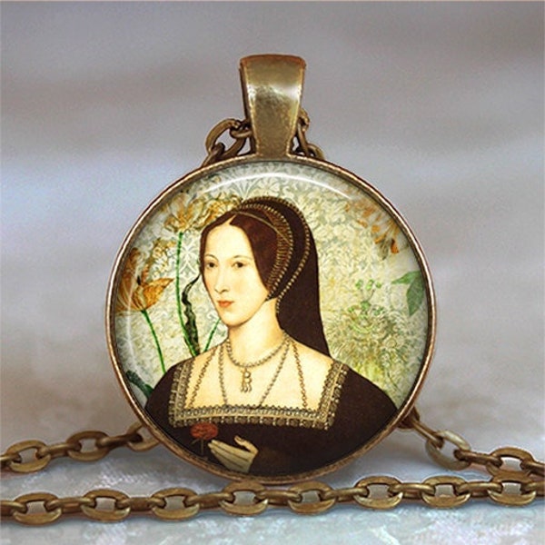 Anne Boleyn necklace, Anne Boleyn pendant Tudor Rose resin pendant Tudor jewelry English Queen keychain key chain key ring key fob