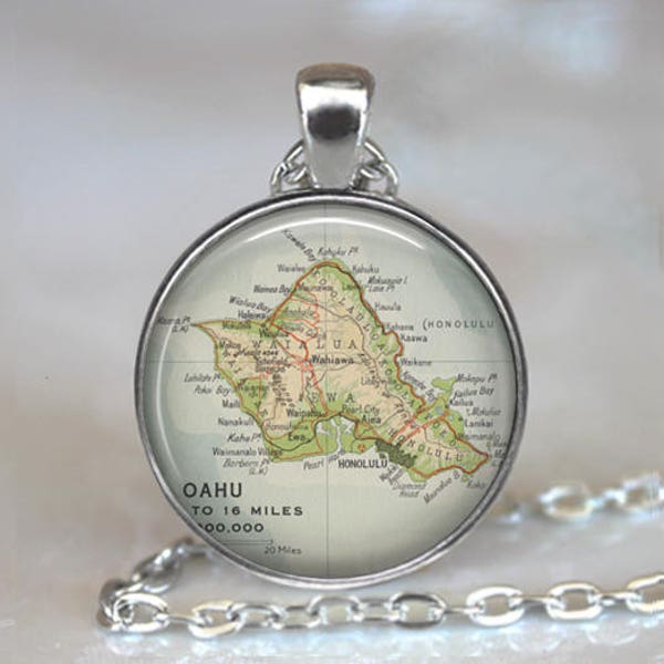 Oahu map necklace, key chain or brooch, island map gift travel gift globetrotter gift Honolulu map Hawaiian Islands key ring fob