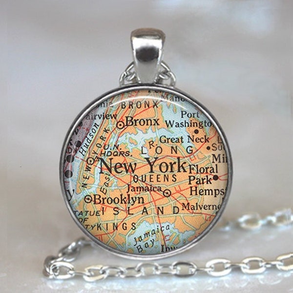 New York map necklace or key chain, Manhattan map gift, Brooklyn Bronx Queens map travel gift, NYC keychain key ring key fob
