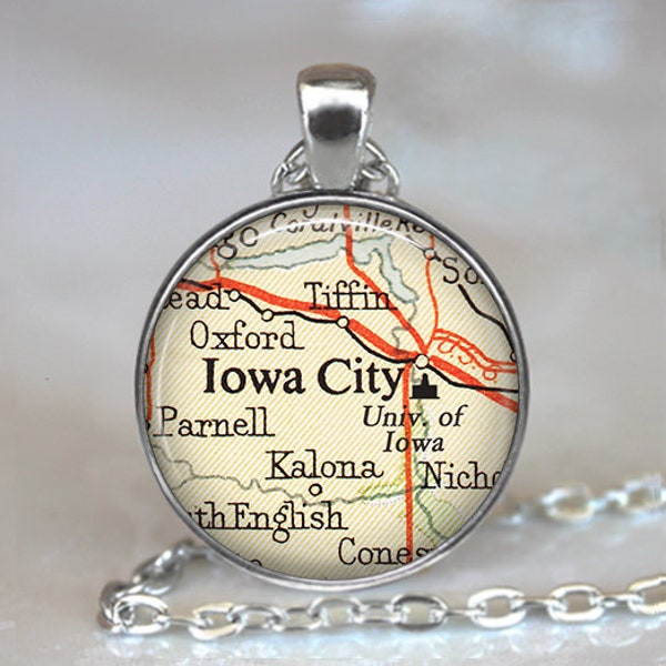 University of Iowa necklace or keychain, UIO pendant graduation gift college map gift college student gift Iowa City map key chain key ring