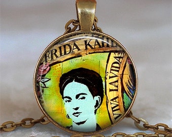 Retro Frida Flowers Silver Key chain w Swivel Clip /& Antique Key