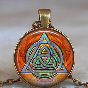 Celtic Triquetra necklace, key chain or brooch, Celtic Valentines or anniversary gift symbolic jewelry love honor protect key ring fob