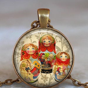 Red Babushka Dolls necklace, brooch or key chain, matryoshka ethnic doll pendant Russian doll brooch pin key ring key fob keychain