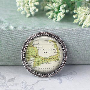 Collar con mapa de Cape Cod, llavero o broche, regalo de viaje, regalo de vacaciones de verano, llavero con mapa de la costa este imagen 5