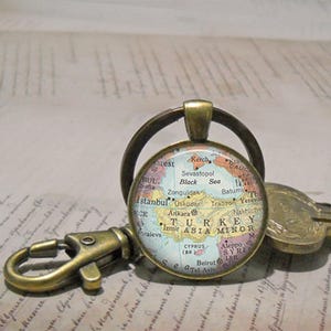 Turkey map necklace, key chain or brooch pin, vintage map gift, travel gift globetrotter gift key ring key fob keychain image 4