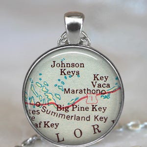 Florida Keys map necklace, brooch or key chain, Middle Keys map gift, Marathon Key, Summerland Key, Big Pine Key travel gift key ring fob