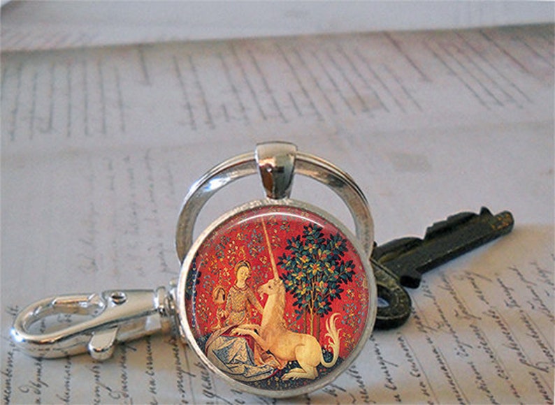 Lady and the Unicorn pendant, unicorn tapestry pendant, unicorn necklace Renaissance jewelry Renaissance Faire key chain key ring key fob image 3