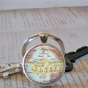 Turkey map necklace, key chain or brooch pin, vintage map gift, travel gift globetrotter gift key ring key fob keychain image 3