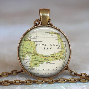 Collar con mapa de Cape Cod, llavero o broche, regalo de viaje, regalo de vacaciones de verano, llavero con mapa de la costa este imagen 2