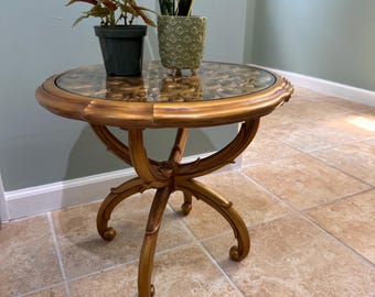 Vintage Syroco Hollywood Regency Gold Detailed Round Mid-Century Modern Side Table Plant Stand 1970