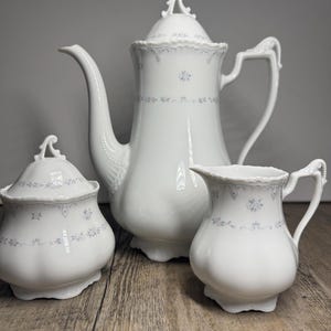 Porcelain Coffee Service, Königlich pr. Tettau Ariadne Bavaria Germany Teapot Sugar bowl Creamer