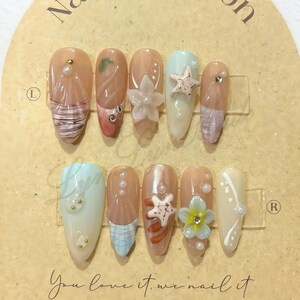 Handmade Jelly Ocean-Inspired Press On Nails, Almond Shape, 3D Beach Nail Art with Seashells and Starfish, Handmade Summer Vibe False Nails