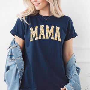 Mama Floral Shirts, Gift for Mom Shirt, Stylish Mama Themed T-Shirt Design, Cute Mom Gift , Unique Mother&#39;s Day Present