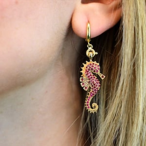 Boho Gold Seahorse Dangle Drop Earring, Ocean Sea Inspired Animal Jewelry, Nautical Coastal Charm Pendant, Purple Pink Summer Huggie Earring