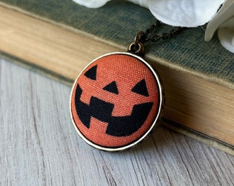 Retro Halloween Pumpkin Pendant, Orange And Black Happy Cute Pumpkin Necklace, Kitschy Smiling Jack O Lantern Face Halloween Jewelry