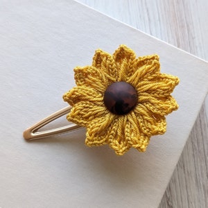 Large Sunflower Hair Clip, Fun Boho Yellow Flower Barrette, Crochet Sunflower Gift, Hippie Hair Accessories, Flower Cottagecore Style