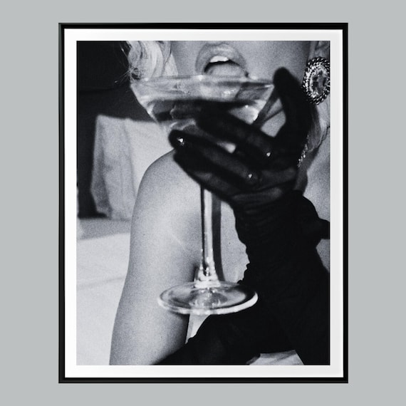 Black and White Cocktail Print, Trendy Bar Cart Art, Mob Wife Aesthetic Decor, Fashion Photography Wall Art, Martini Girl Poster