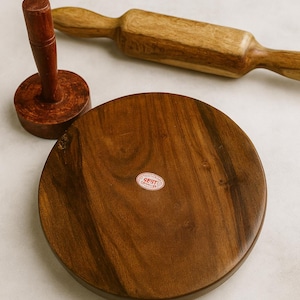 Handgemaakte houten chakla-, belna- en roti-verhogerset, traditioneel Indiaas gereedschap voor het maken van roti | Chapatibord, deegroller en pers | Flatbread
