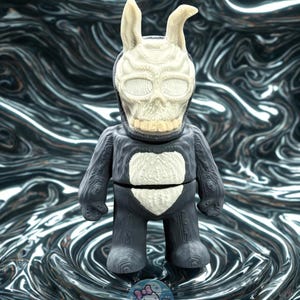 Frank the Rabbit Figurine | Donnie Darko Inspired | 3D Printed Horror Collectible | Creepy Cute Shelf Decor | Articulated Mini Figure