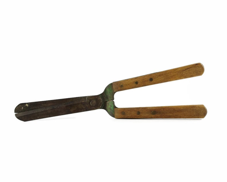 Vintage Hedge Trimmers Garden Shears Wood Handle Garden Etsy