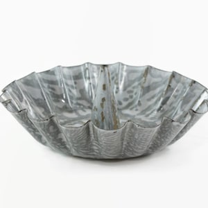 Vintage Enamel Cake Pan, Gray Graniteware Fluted Mold with Spout