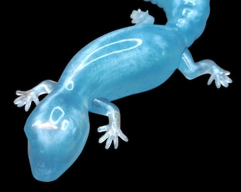 Resin Leopard Gecko Lizard Figurine Paperweight or Table Decor