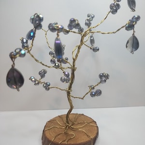 Wire Wrapped Tree with beautiful dangle leaves on wooden base