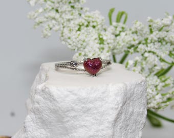 Pet Cremation Ring: Sterling Silver Keepsake Jewelry, Ashes Memorial Ring