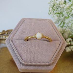 Cremation Ring with Ashes Memorial Keepsake Jewelry Custom Remembrance Ring  Loss of Loved One Personalized Gift Pet Ashes Pet Jewelry