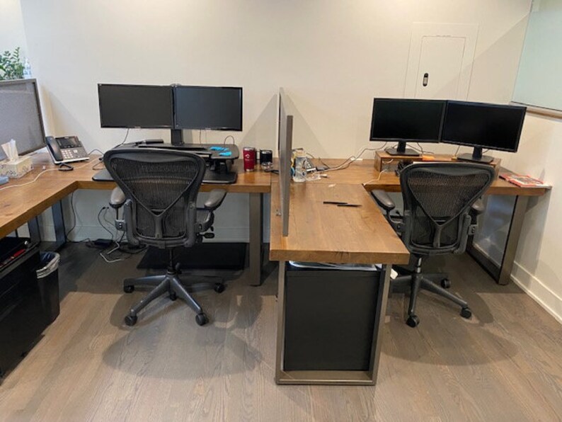 Farmhouse Office Desk L Shape Made with Reclaimed Wood L Shaped Computer Desk for Room Corner Reclaimed Wood L Shaped Desk for Office Bild 3