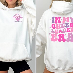 Sudadera de la era de las animadoras, sudadera con capucha del escuadrón de Minnie Mouse de Disney, camiseta de Disneyland 2026 imagen 2