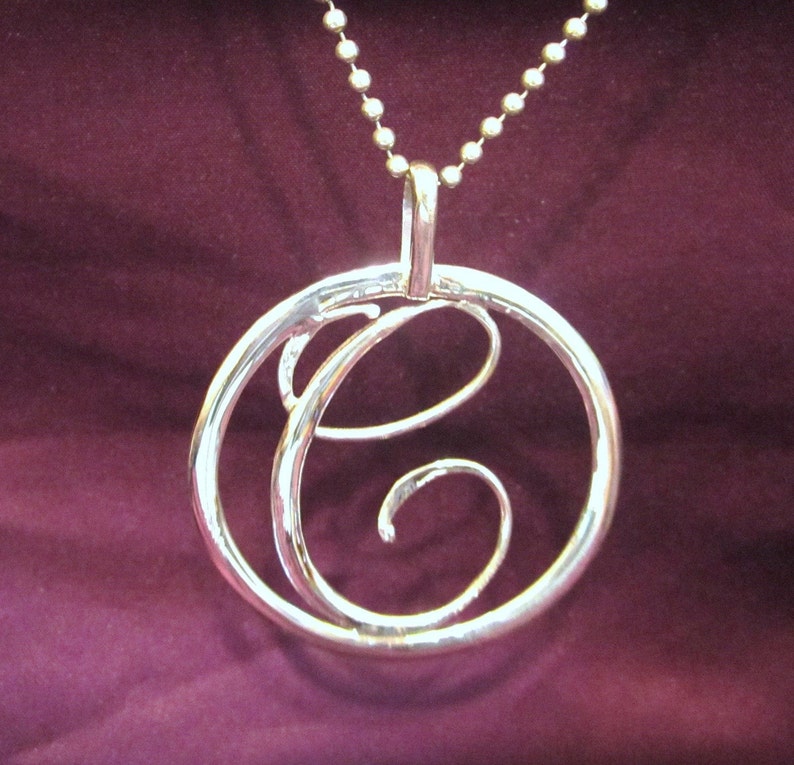 C Initial pendant/medallion image 2