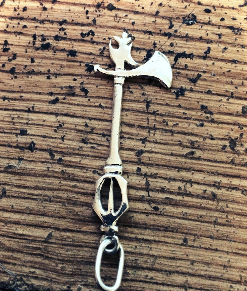 Sleeping Lion Sterling Silver Key Blade Kingdom Hearts Cosplay Oblivion Ultima Video games Sora Oath Keeper Silver Jewelry image 1