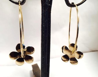 14 k Solid Gold Daisies Hoops Classy Earrings