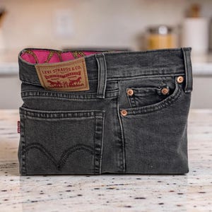 Levi's Upcycled Washed Black Denim Jean Clutch – hot pink jaguar